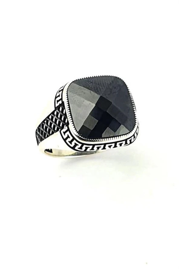 Faset Kesim Oniks Taşlı 925 Ayar Gümüş Erkek Yüzük ürün görseli