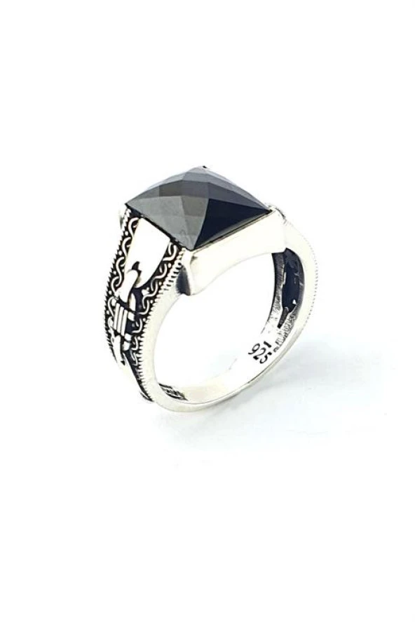 Faset Kesim Oniks Taşlı 925Ayar Gümüş Tasarım Erkek Yüzük ürün görseli