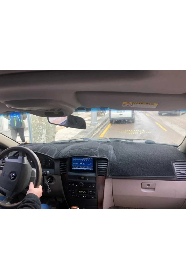 Kia Sorento 2006-2009 Modelleri Için Uygun Torpido Koruma Halısı Siyah Kenar Renk Siyah - Resim 2