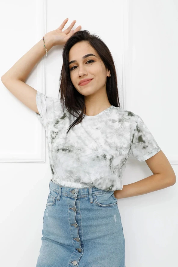 Batik Desenli Crop Haki