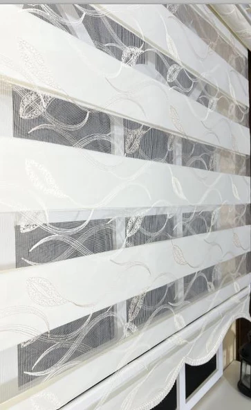 Zebra Stor Nakışlı Ekru Etek Dilimli ST 123  Ekru 110 x 200