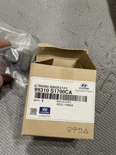 Hyundai Tuscon 2021-23  Arka Park Sensörü Orjinal,99310S1700CA ürün görseli