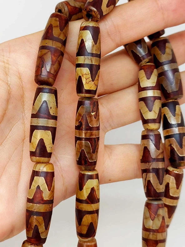 Çift Kaplan Dişi Tibet Akik Taşı Silindir Kesim 10x30mm Dizi (45808) ürün görseli