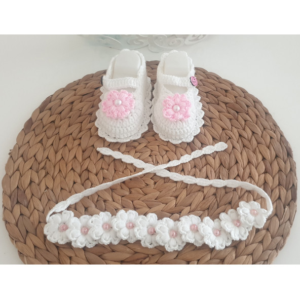 Beyaz Pembe Çiçek ve İncili Yenidoğan Patik - 2