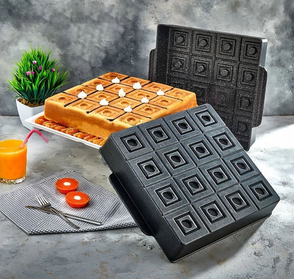 Kahramanlar Karen Black Titanyum Kek Kalıbı - 30x30 Cm ürün görseli