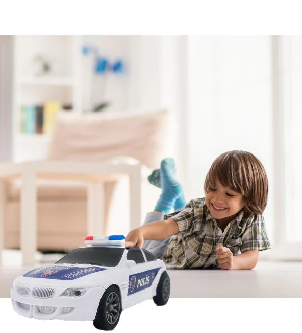 Uzaktan Kumandalı Full Fonksiyon Süper Hızlı 1:24 Ölçek,  Spor Polis Arabası - 9