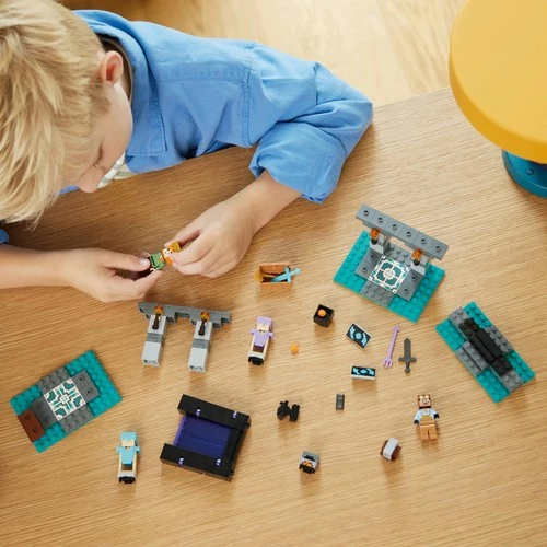 LEGO Minecraft 21252 Cephanelik (203 Parça) - Resim 10