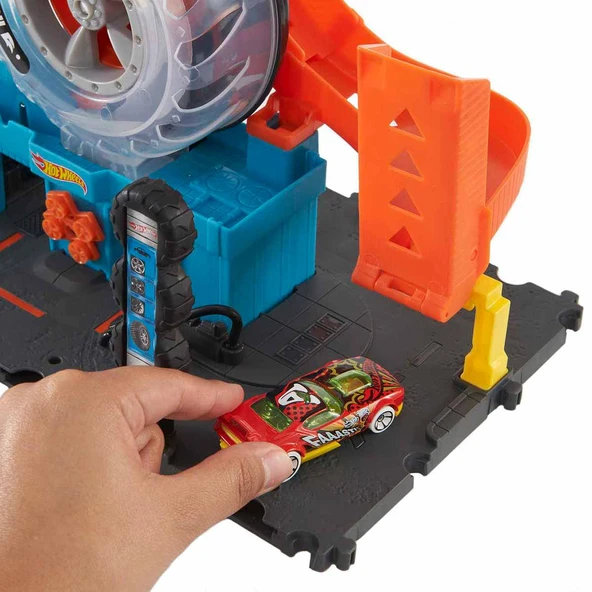 Hot Wheels Tekerlek Kulesi Pisti HDP02 - 9
