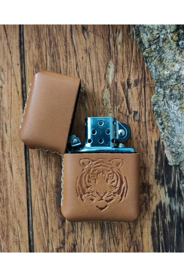 El Yapımı Deri Kılıflı Zippo Çakmak