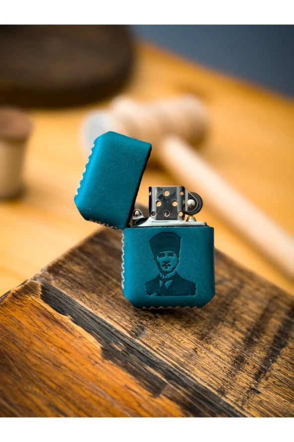 El Yapımı Deri Kılıflı Zippo Çakmak