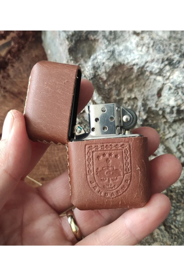 El Yapımı Hakiki Deri Kılıflı Zippo Çakmak - 3