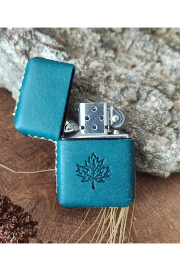El Yapımı Hakiki Deri Kılıflı Zippo Çakmak