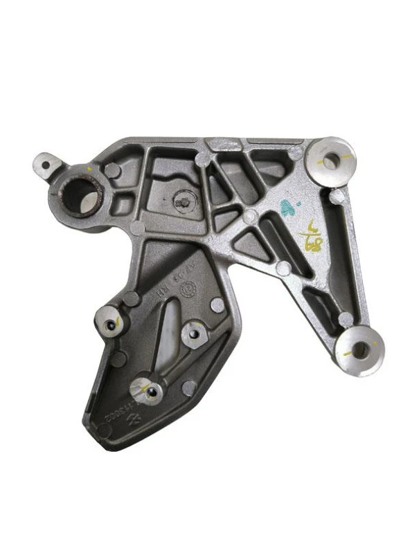 ÖN BASAMAK BRAKETİ SAĞ NS 200 - 3