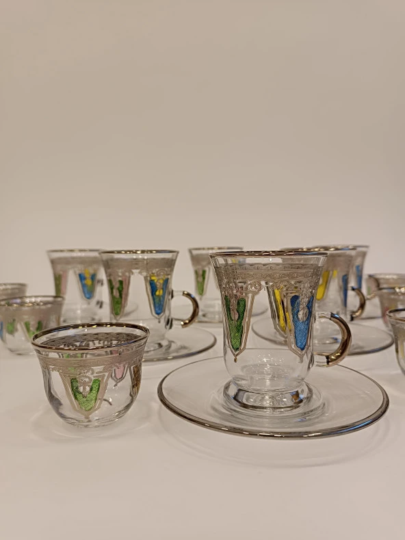 Gümüş Yaldızlı Exclusive Lüks Çay Seti 18 Parça Taç Model