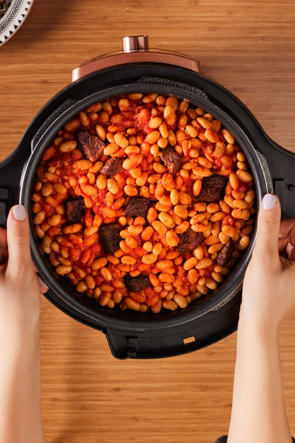 Karaca Cooker 2in1 6L Çok Amaçlı Basınçlı Pişirici Akıllı Elektrikli Düdüklü Tencere ve Airfryer Matt Black