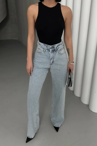 Cep Kenarları Taş Detaylı ve Yüksek Belli Cepli Rahat Kot Kadın Pantolon Kar Yıkama Açık Mavi Denim - 3