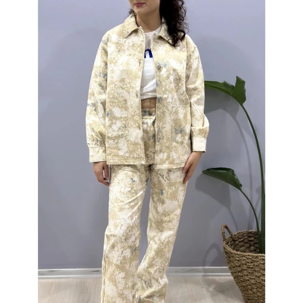 Batik Desenli Ceket