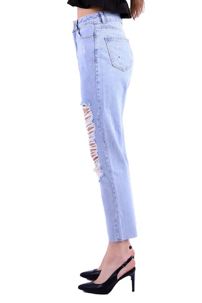 Önü Yırtıklı  Detaylı  Yüksek Belli Cepli ve Astarsız Mom Fit Kadın Kot Pantolon Buz Mavisi Denim  - 3