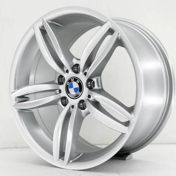 R1 Wheels 18 inç 5*120 ET40 Metalik Gri Jant Takımı (J-608)