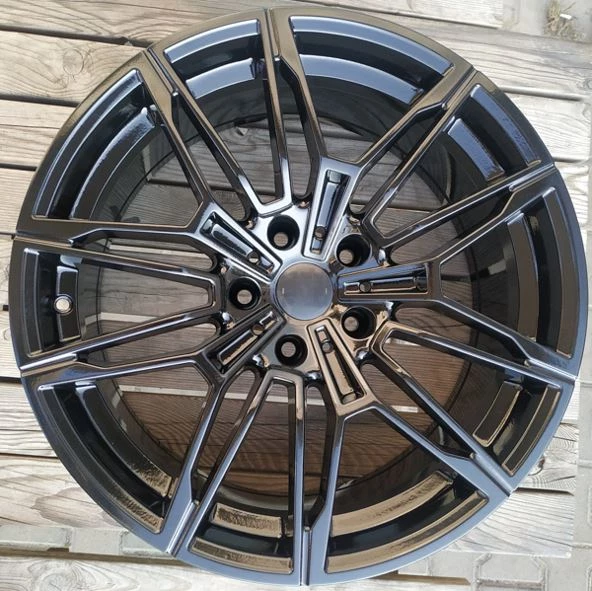 R1 Wheels 19 inç 5*112 ET37 Parlak Siyah Jant Takımı (J-930)