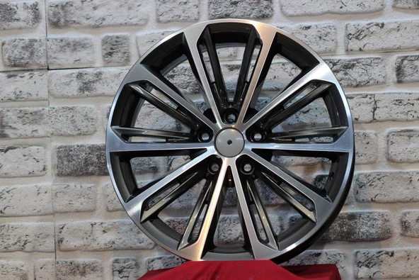 R1 Wheels 18 inç 5*112 ET40 Füme Jant Takımı (J-970)