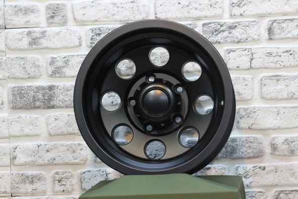 R1 Wheels 15 inç 5*139.7 ET44 Mat Siyah Jant Takımı (J-945) ürün görseli