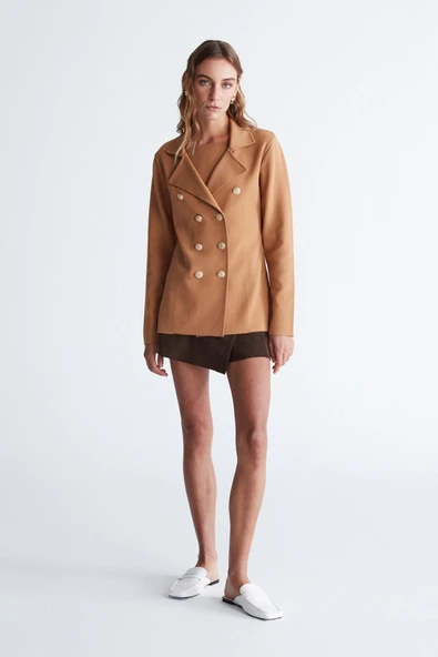 Styleboom X Peraluna KATHERINE BLAZER Çelik Örgü Klasik Kesim Düğmeli Blazer Kadın Triko Ceket - Camel - Resim 2