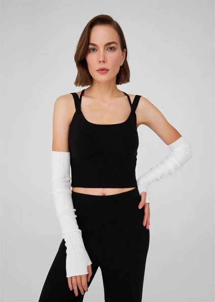 Peraluna Askılı Triko Büstiyer - Siyah - Resim 2