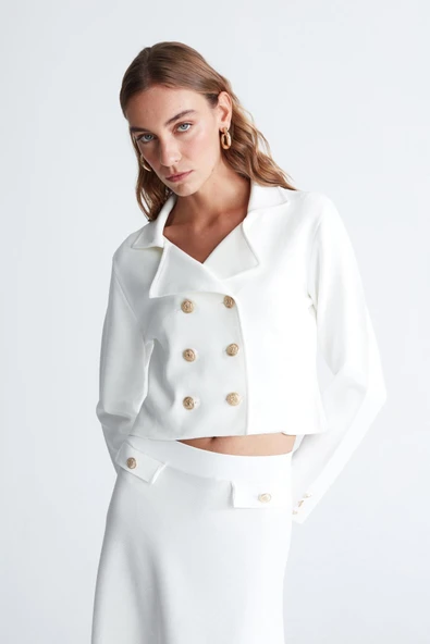 Styleboom X Peraluna KATHY BLAZER Çelik Örgü Crop Kruvaze Blazer Kadın Triko Ceket - Ekru ürün görseli 1