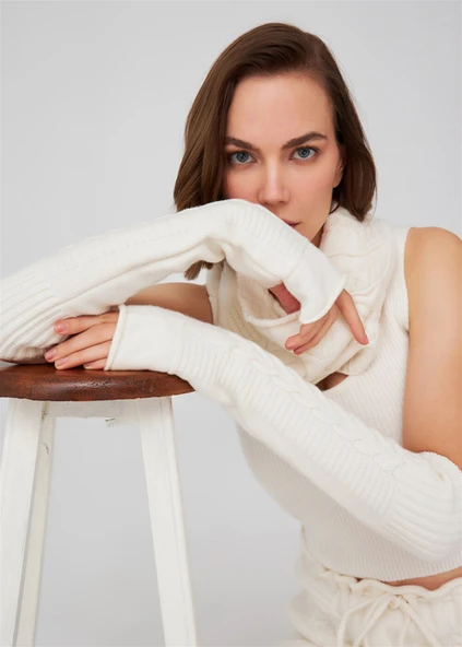 Peraluna Saç Örgü Desenli Kaşmir Karışımlı Uzun Kadın Triko Eldiven - Ekru - Resim 5