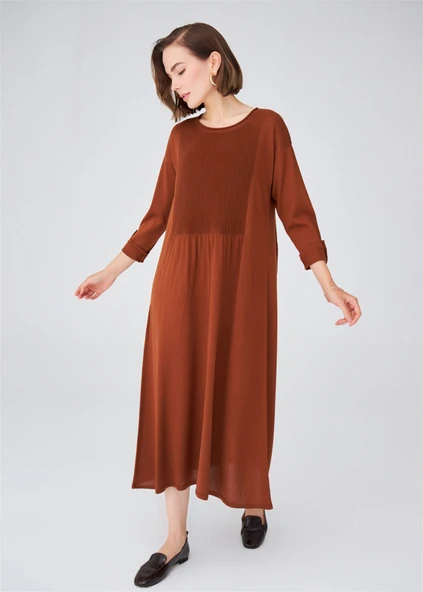 Peraluna Roba Detaylı Bol Kesim Merino Yün Karışım Uzun Kadın Triko Elbise - Kahve - Resim 5