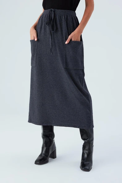 Peraluna NORA SKİRT Rahat Kesim Beli Lastikli Bilek Hizası Cepli Kadın Triko Etek - Antrasit - Resim 2
