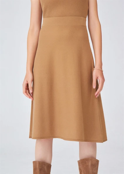 Peraluna Kloş Kesim Kaşmir Karışım Diz Altı Triko Etek - Camel - Resim 5