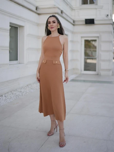 Styleboom X Peraluna VIVIEN SKIRT Düğme Detaylı Diz Altı Kloş Kadın Triko Etek - Camel