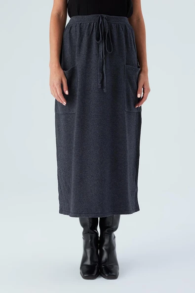 Peraluna NORA SKİRT Rahat Kesim Beli Lastikli Bilek Hizası Cepli Kadın Triko Etek - Antrasit - Resim 5