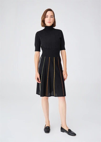 Peraluna Çizgili Yüksek Bel Bol Kesim Diz Altı Kadın Triko Etek - Siyah ürün görseli 1