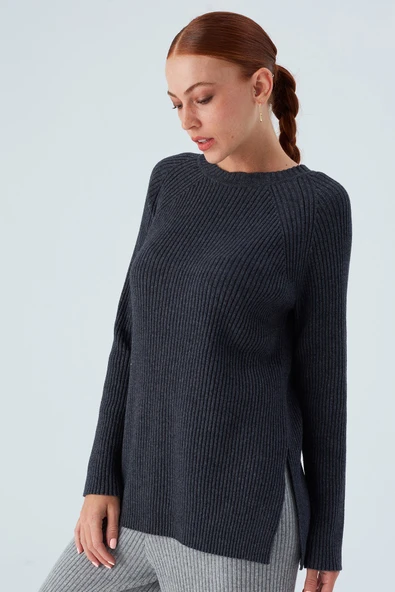 Peraluna Yırtmaçlı Bol Kesim Kaşmir Karışım Kadın Triko Kazak - Antrasit Melanj - Resim 6