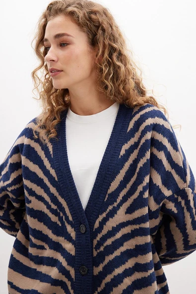 Peraluna ZEBRA CARDIGAN V Yaka Zebra Desen Organik Pamuk-Yün Karışım Geniş Kesim Kadın Triko Hırka - Lacivert - 4
