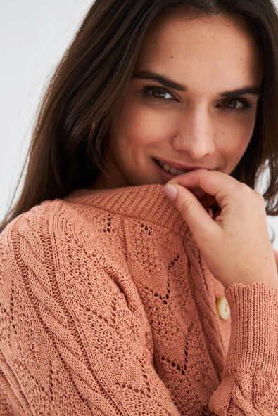 Peraluna ELLA CARDIGAN Ajur Detaylı Yazlık Düğmeli Kadın Triko Hırka - Somon - Resim 4