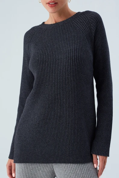 Peraluna Yırtmaçlı Bol Kesim Kaşmir Karışım Kadın Triko Kazak - Antrasit Melanj - Resim 3