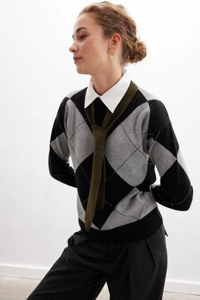 Styleboom X Peraluna OXFORD PULLOVER Bisiklet Yaka Baklava Desen Kadın Triko Kazak - Siyah - 5