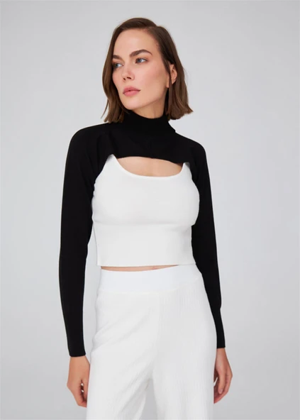 Peraluna Yarım Balıkçı Yaka Uzun Kollu Triko Omuzluk - Siyah ürün görseli 1