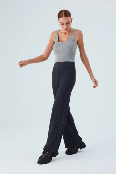 Peraluna Bol Kesim Kaşmir Karışım Boru Paça Kadın Triko Pantolon - Antrasit - Resim 6