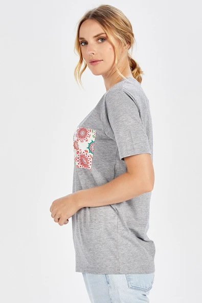 Peraluna Tek Cepli Düz Kesim Uzun Kadın T-Shirt - Açık Gri Melanj - Resim 5