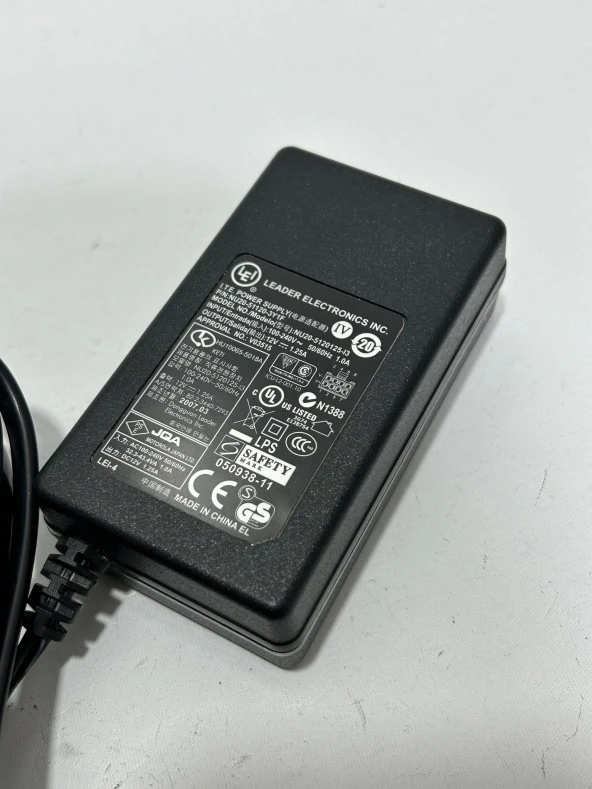 Motorola SURFboard SBV5121E VOiP Kablolu Modem 2.El - 4