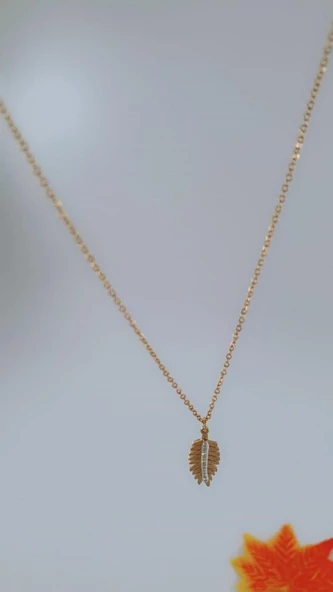 Kadın Gold Renk Yaprak Çelik Kolye - Resim 4