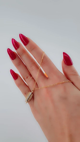 Kadın Gold Renk Yaprak Çelik Kolye ürün görseli