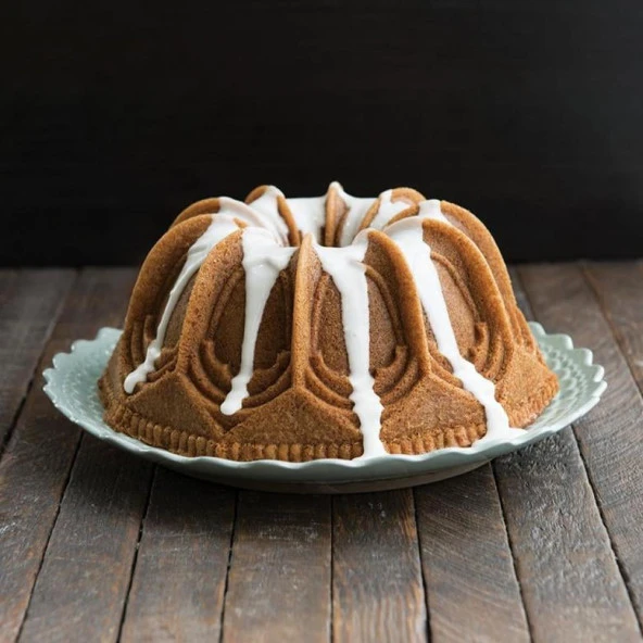 Nordicware 88637 Kubbeli Katedral Bundt Kek Kalıbı - 3