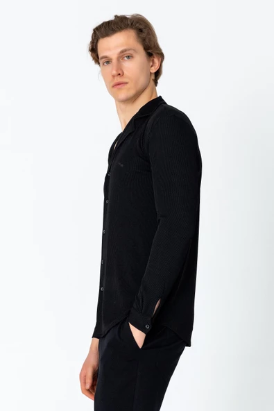 Erkek Regular Fit Rahat Giyim Apaş Yaka Yırtmaçlı Gömlek - 2