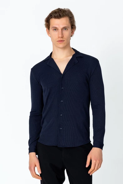 Erkek Regular Fit Rahat Giyim Apaş Yaka Yırtmaçlı Gömlek - 7